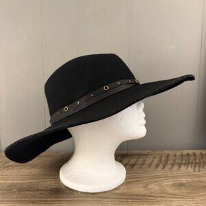 FRYE Wide-Brim Black Wool Hat With Faux Leather Band & Gold Stud Details Sz M